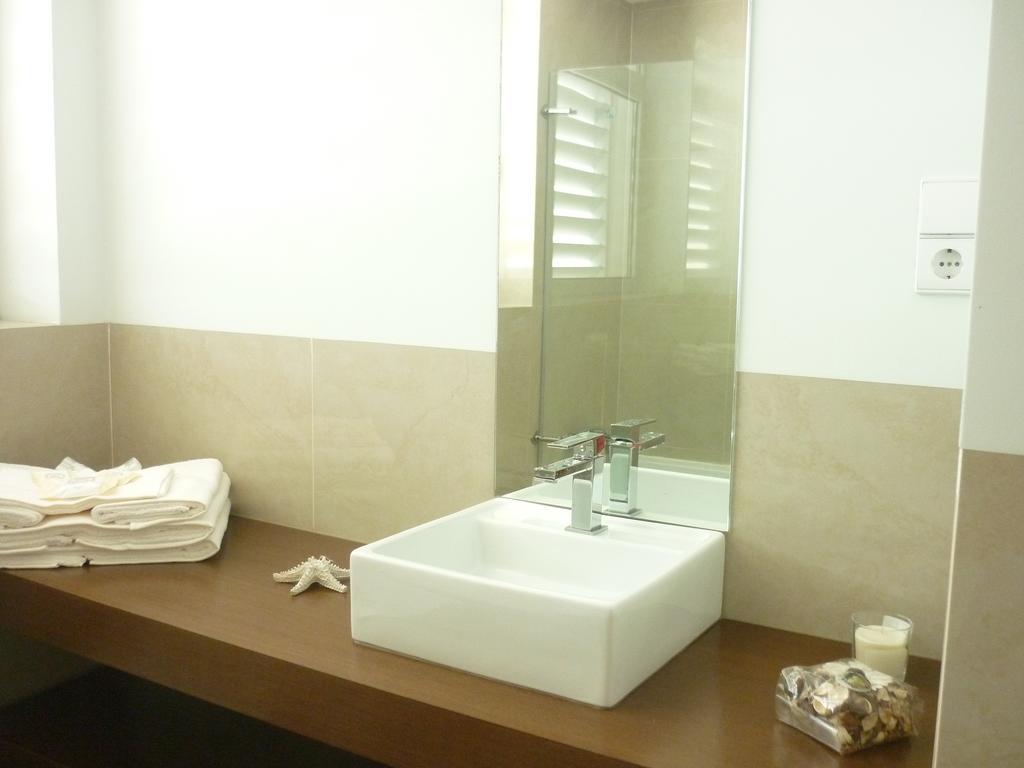 Almenara Suites Guest House 加亚新城 外观 照片